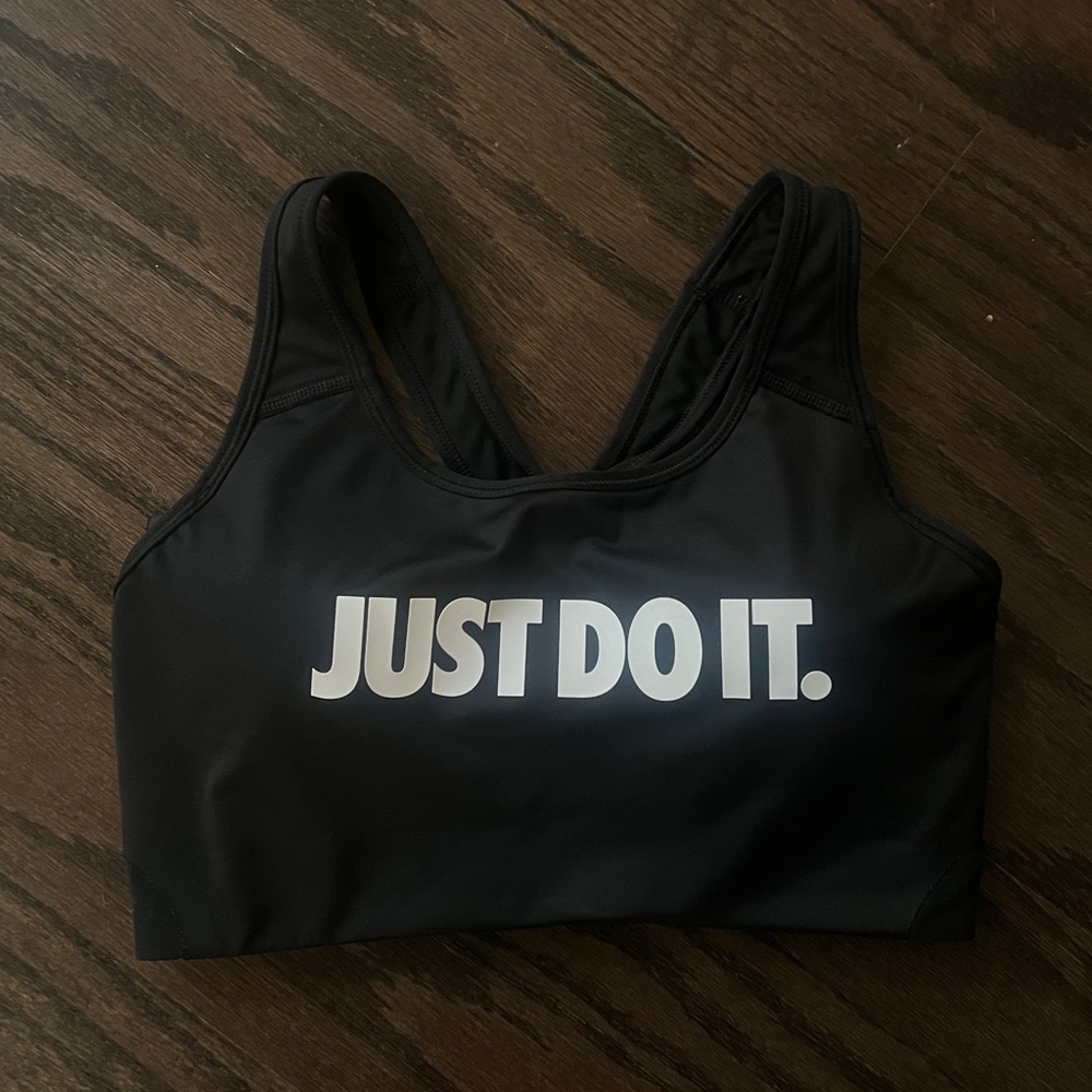 Nike Sports bra size M